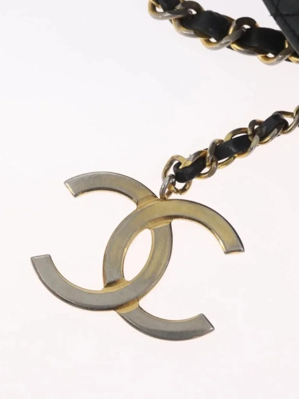 CHANEL Matelasse Chain Shoulder Bag Lamb Skin Black Gold CC Auth ARZ445